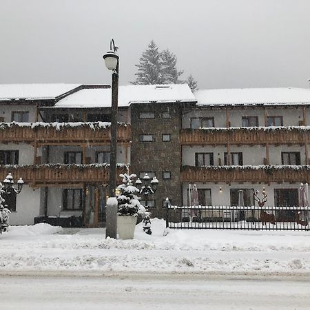 Olympic Regina Hotel Pinzolo Exterior foto