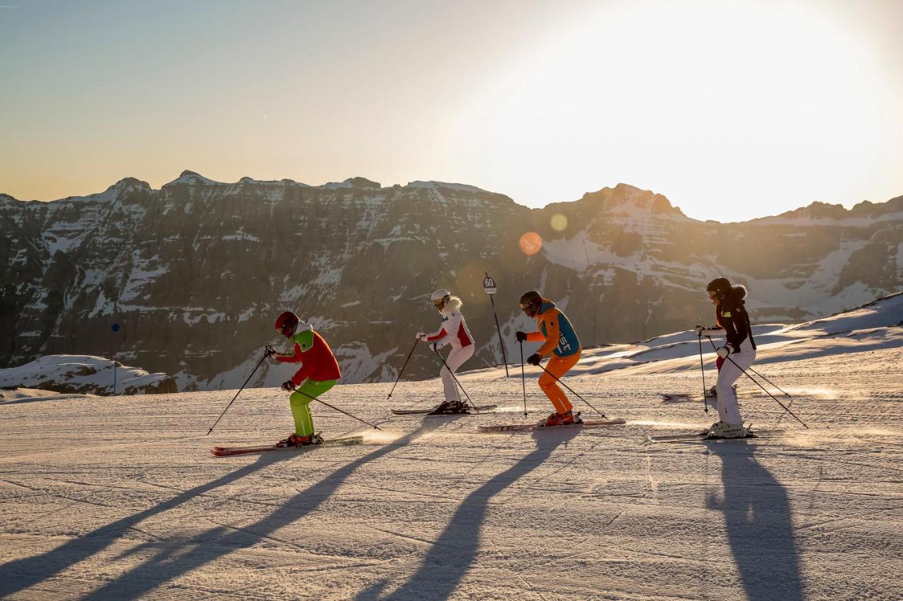 Olympic Regina Hotel Pinzolo Exterior foto