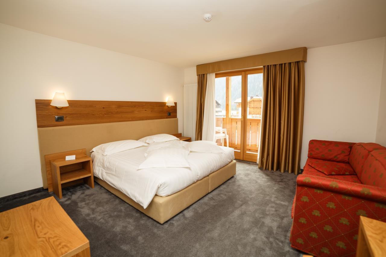 Olympic Regina Hotel Pinzolo Exterior foto